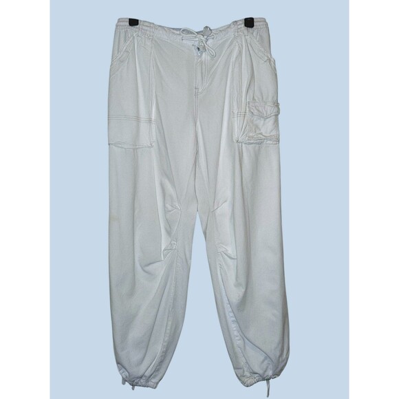 Bershka Cargo Pants Womens Large White Cargo Pockets Mid-Rise Utility Jogger - Picture 1 of 5